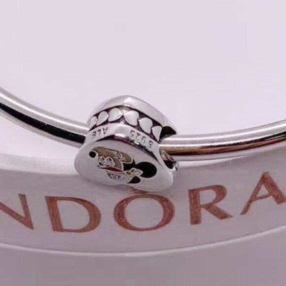 Pandora Disney Cruise Line Captain Minnie Heart Charm Pendant S925 Sterling - Picture 3 of 3